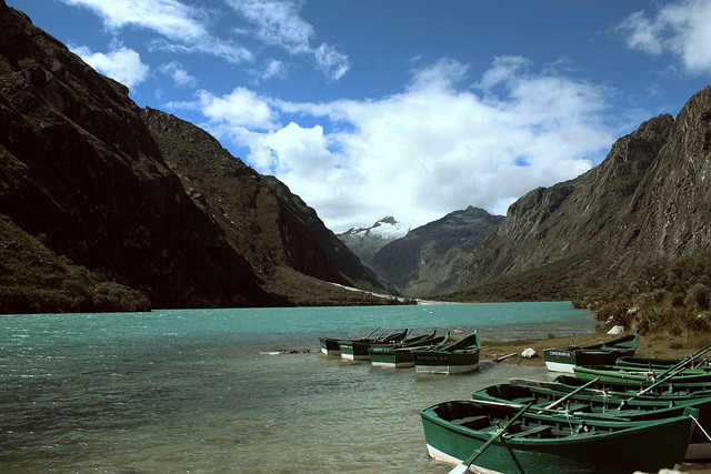 by Jorge Cerdan fotografia. on Flickr.Laguna Chinancocha - Cordillera Blanca, Peru.